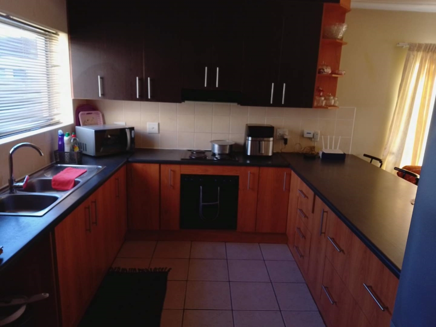 To Let 3 Bedroom Property for Rent in Morningside Eastern Cape